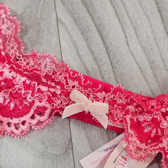 NWT Victoria's Secret VERY SEXY Lace Garter Belt with Rhinestones Size XS/S - Picture 6 of 7